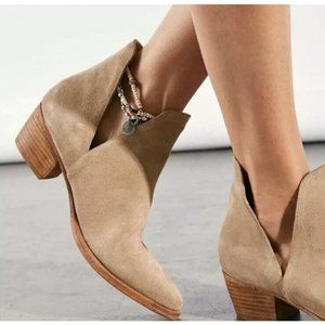 Free People Tan Charm Double V Cut Out Ankle Bootie 40 /9.5 Leather Boot NEW